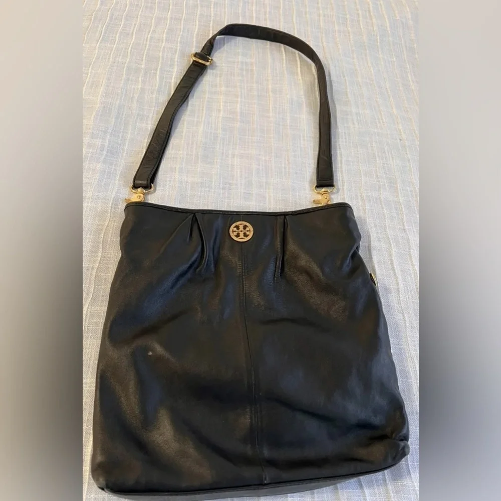 Tory Burch  Tote Black  Leather Shoulder‎ / Crossbody Bag Handbag